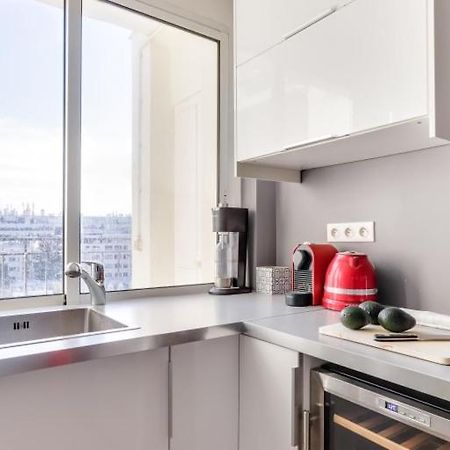 Guestready - Appartement Terrasse Vue Tour Eiffel ปารีส ภายนอก รูปภาพ