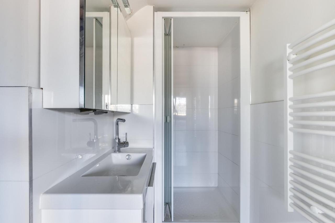 Guestready - Appartement Terrasse Vue Tour Eiffel ปารีส ภายนอก รูปภาพ